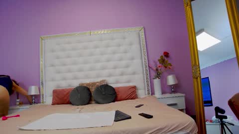 Lena Paul online show from September 9, 4:01 am