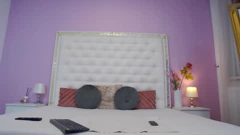 Lena Paul online show from December 4, 5:06 am