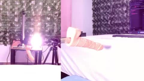 Snapshot of _lia_stone chatting on April 15, 7:54 pm Lia Stone online show from April 15, 7:54 pm