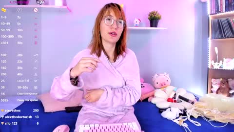 Snapshot of _liitle_liliithat chatting on April 11, 7:45 am Liliana online show from April 11, 7:45 am