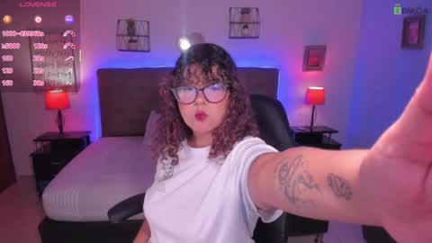 Liily online show from March 6, 1:57 pm
