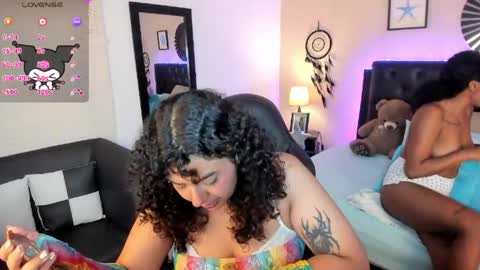Liily online show from May 19, 9:10 pm