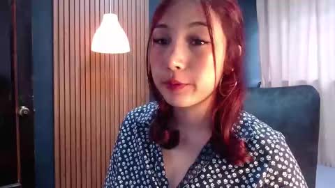 Snapshot of _linrose_ chatting on March 23, 4:22 pm linrose online show from March 23, 4:22 pm