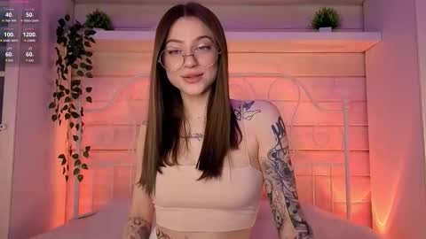 Alice online show from March 17, 12:30 pm