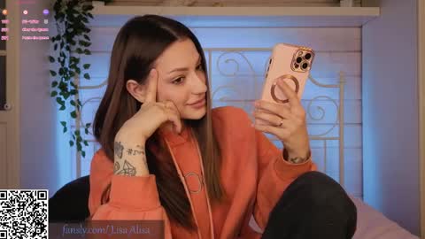 Alice online show from April 8, 11:21 am