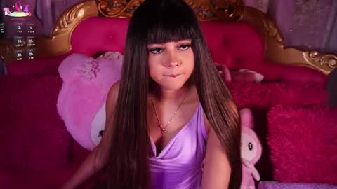 _little_glrl_ online show from December 15, 7:12 am