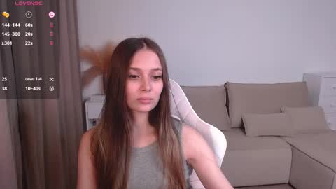 Amelia                        online show from September 30, 9:09 pm