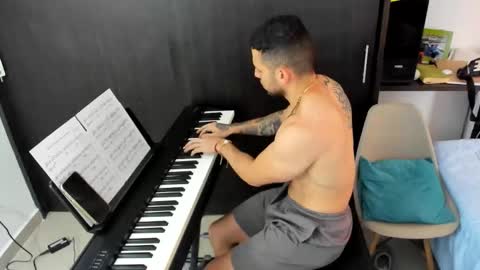 logan online show from December 18, 12:33 pm