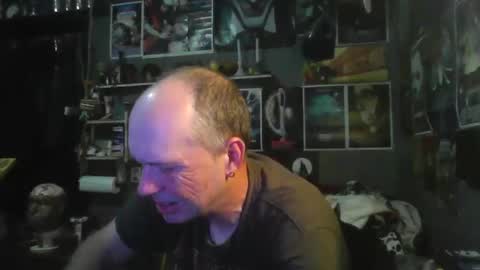 That guy online show from November 6, 8:32 pm