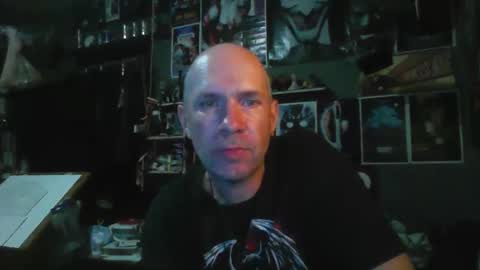 That guy online show from May 3, 4:51 am