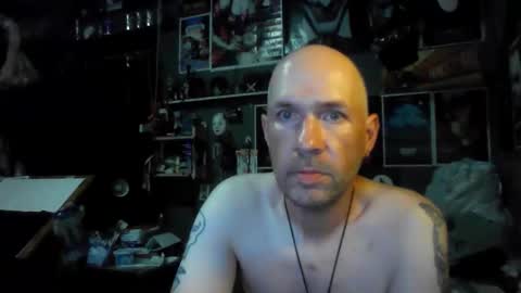 That guy online show from May 19, 2:18 am