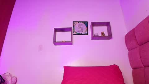 Lorrayne online show from January 10, 11:54 am