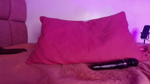 Lorrayne online show from January 15, 5:58 pm