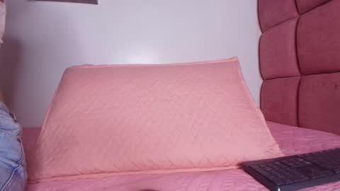 Lorrayne online show from February 23, 12:05 pm