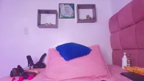 Lorrayne online show from February 27, 12:02 pm