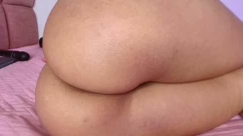 Lorrayne online show from March 12, 6:00 pm