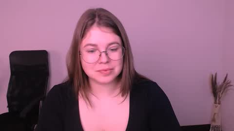 Mary online show from November 5, 7:30 am