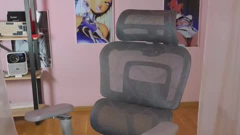 Snapshot of _lovelylove_ chatting on March 28, 8:30 pm Ann online show from March 28, 8:30 pm