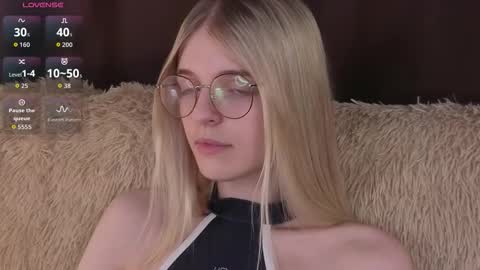 Monica online show from January 7, 8:11 pm