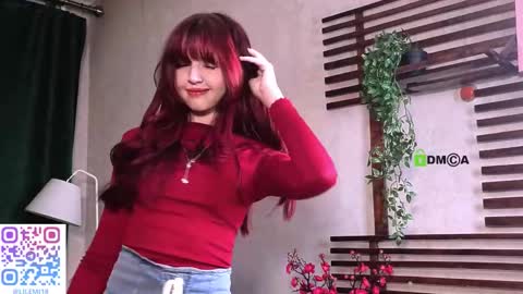 Snapshot of _lucystars chatting on November 20, 2:06 pm _lucystars online show from November 20, 2:06 pm