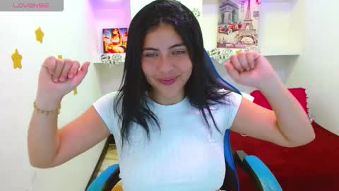 Snapshot of _luna_torres chatting on January 14, 1:39 pm luna torres online show from January 14, 1:39 pm