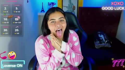 luna torres online show from May 12, 2:25 pm