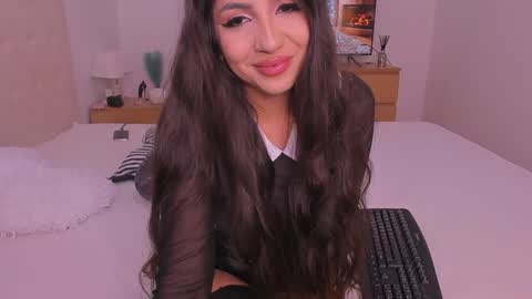 Lynna online show from January 19, 12:38 am