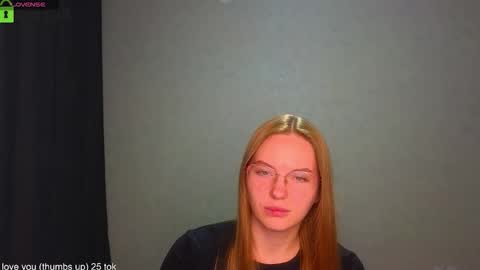 Welcome guys  Pleasure to see you all here  My name is Lysafeta and MichaelaTip menu is active Private is open  online show from September 18, 4:31 pm