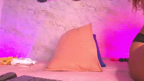 Snapshot of _maddy_miller chatting on October 16, 11:55 am Maddy online show from October 16, 11:55 am