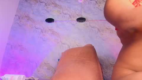 Snapshot of _maddy_miller chatting on October 23, 11:53 am Maddy online show from October 23, 11:53 am