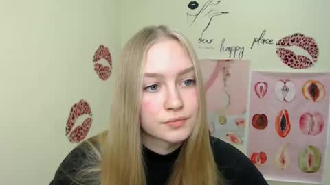 Clara online show from December 6, 4:17 pm