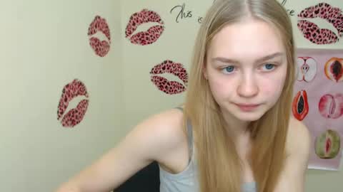 Clara online show from December 11, 12:12 pm