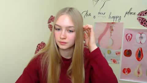 Clara online show from December 14, 10:45 am
