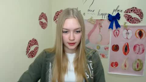 Clara online show from December 21, 6:30 am