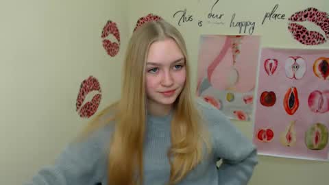 Clara online show from January 7, 1:03 pm