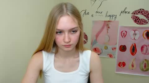 Clara online show from January 9, 10:09 am