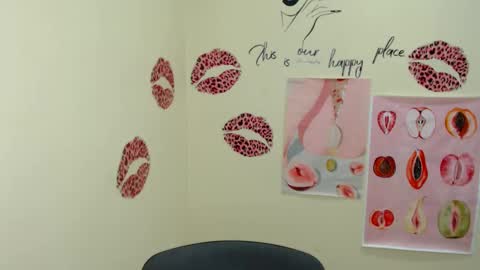 Clara online show from February 2, 7:09 am