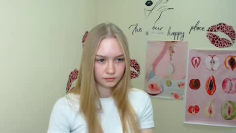 Clara online show from February 8, 9:56 am