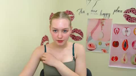 Clara online show from February 22, 10:29 am