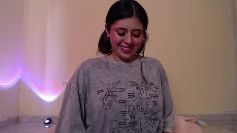 Maia online show from January 25, 4:24 pm