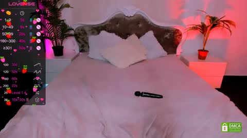 Snapshot of _mari_clark chatting on January 28, 4:39 am Eva  online show from January 28, 4:39 am