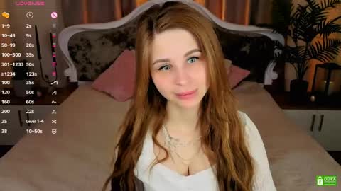 Eva  online show from May 18, 4:07 am