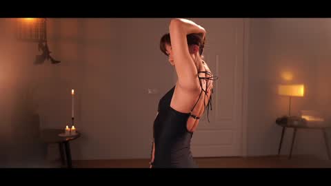 Snapshot of _mariarty_ chatting on October 30, 9:15 pm Marie - -25 discount online show from October 30, 9:15 pm