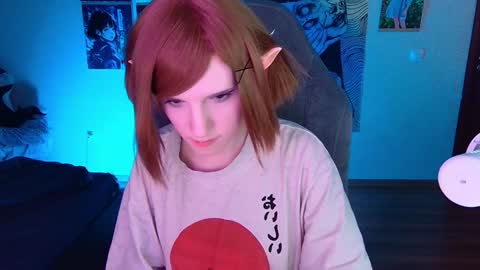 Snapshot of _mariko_ chatting on December 8, 5:33 pm Mariko online show from December 8, 5:33 pm