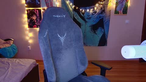 Snapshot of _mariko_ chatting on December 27, 2:54 pm Mariko online show from December 27, 2:54 pm