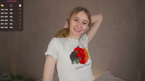 Snapshot of _marvelous_time_ chatting on September 20, 4:13 am  Gwen  online show from September 20, 4:13 am