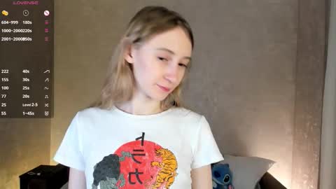 Snapshot of _marvelous_time_ chatting on October 12, 3:27 am  Gwen  online show from October 12, 3:27 am