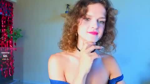 Snapshot of _masterpiece__ chatting on July 2, 8:09 am Sophia online show from July 2, 8:09 am
