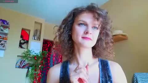 Snapshot of _masterpiece__ chatting on July 24, 9:51 am Sophia online show from July 24, 9:51 am
