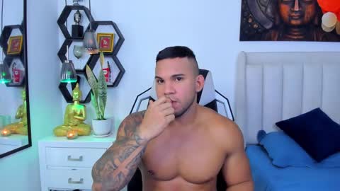 _matthew_santos_ online show from October 10, 11:48 pm